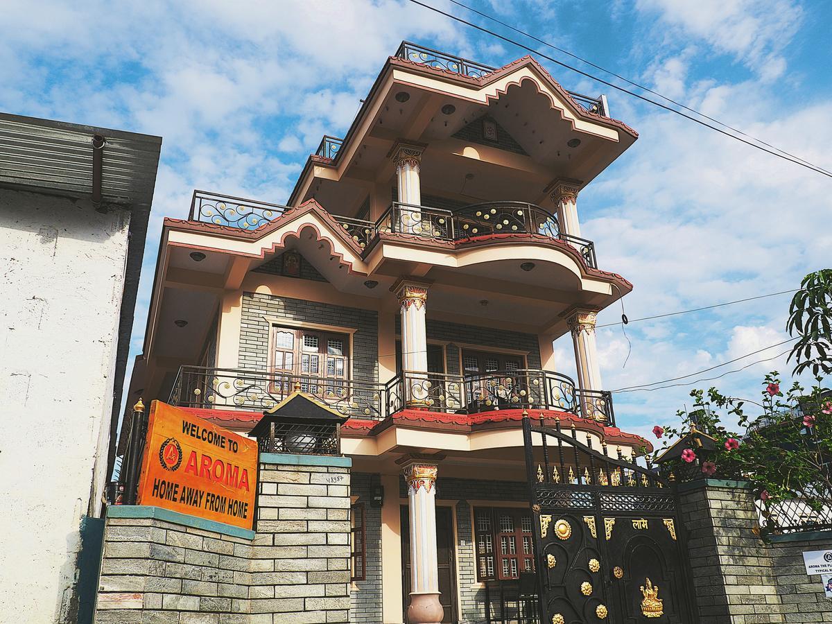 Aroma Tourist Hostel Pokhara Kültér fotó