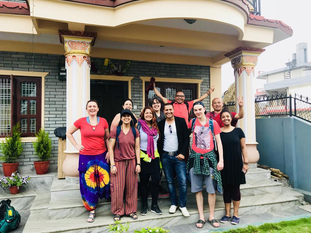 Aroma Tourist Hostel Pokhara Kültér fotó