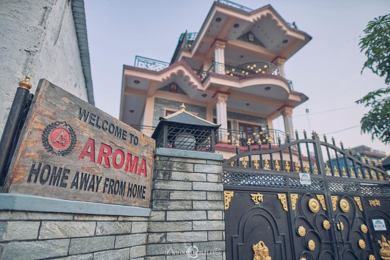 Aroma Tourist Hostel Pokhara Kültér fotó